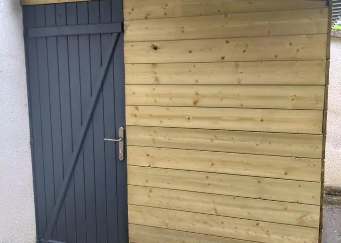 De Johann Besse-et-Saint-Anastaise